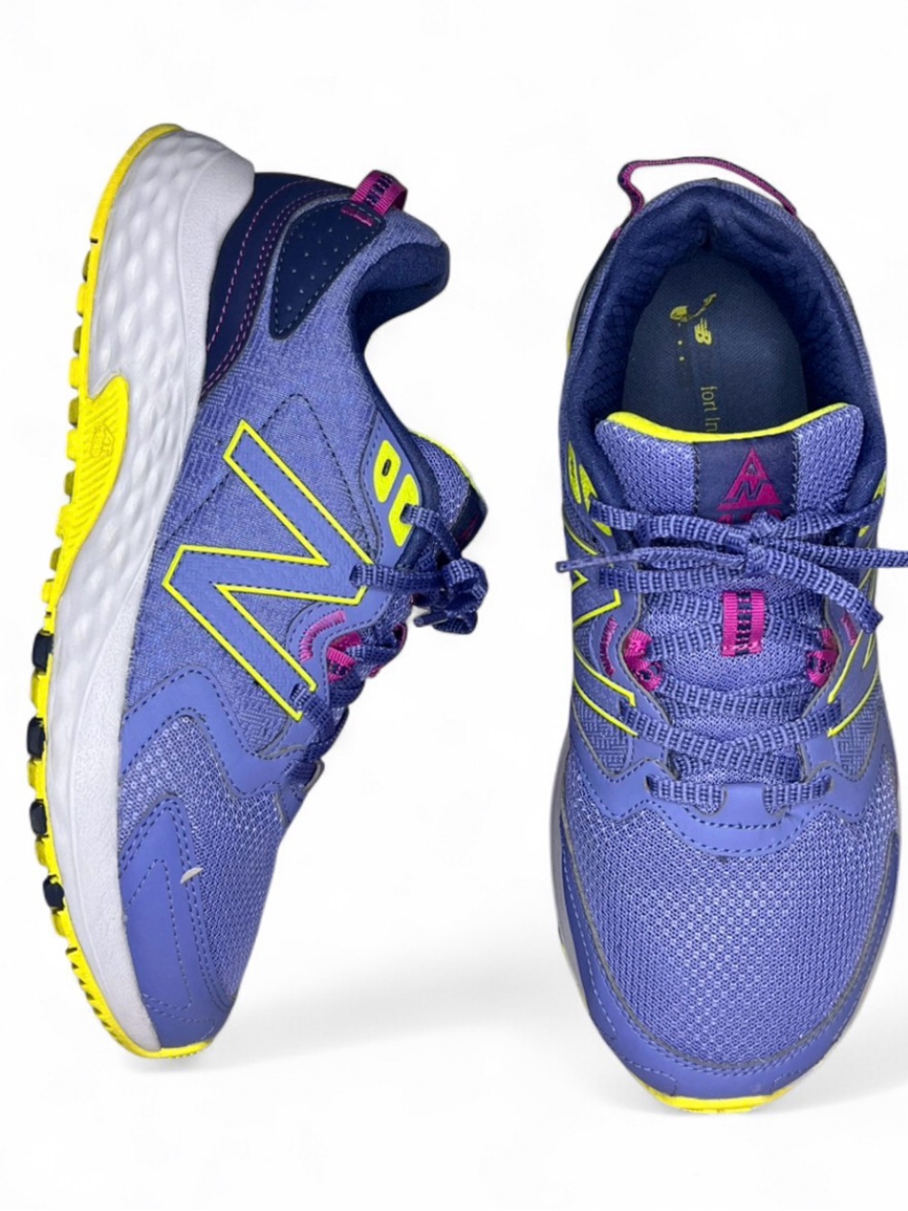 New Balance 410 V7 Outdoor Trail Running Shoes - Women’s Size 9.5 D - WIDE